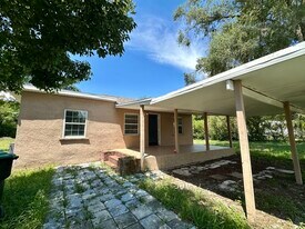 Building Photo - 2229 E Welch Rd
