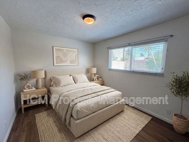 Building Photo - 16402 Birdie Ln