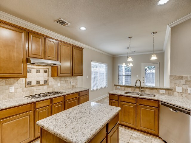 Building Photo - 12619 Quarter J