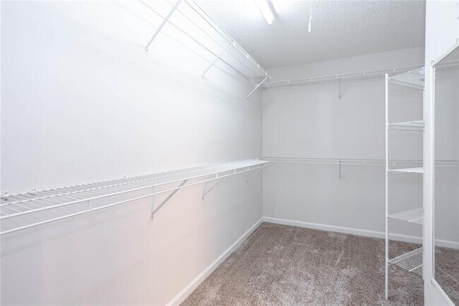 Building Photo - 3008 Donamire Ave NW