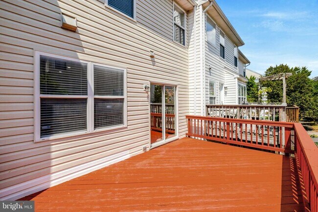 Building Photo - 2505 James Madison Cir