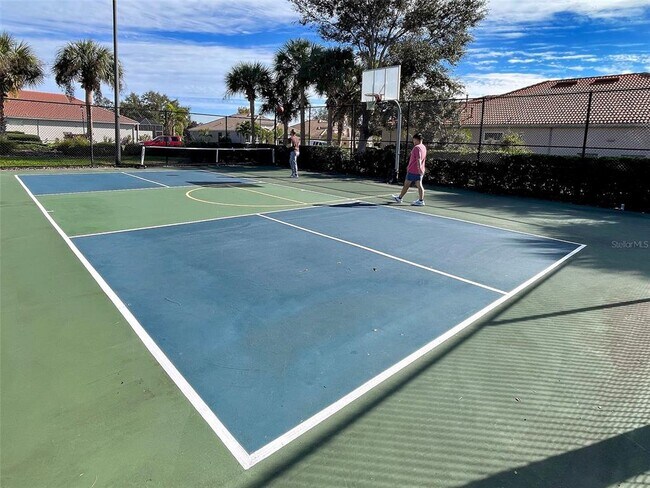 Building Photo - 523 Habitat Blvd