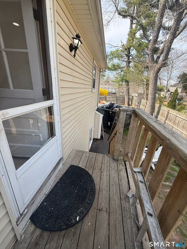 Building Photo - 14 Averill Pl