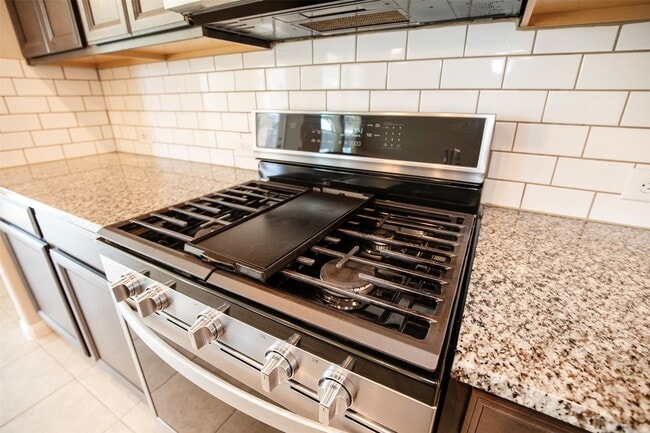 Building Photo - 2506 Indigo Harvest Trl