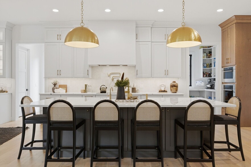Building Photo - 4937 Championship Cir