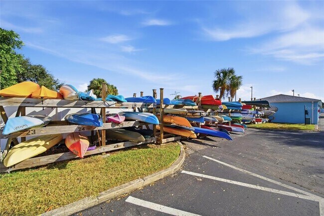 Building Photo - 5092 Beach Dr SE