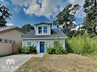 Building Photo - 850 Palmdate