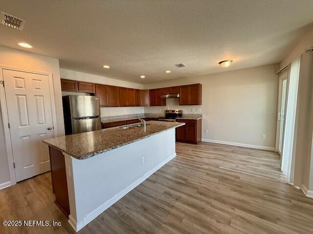 Building Photo - 9121 Western Way