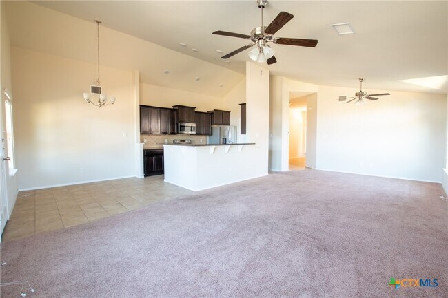 Building Photo - 5201 Cicero Dr