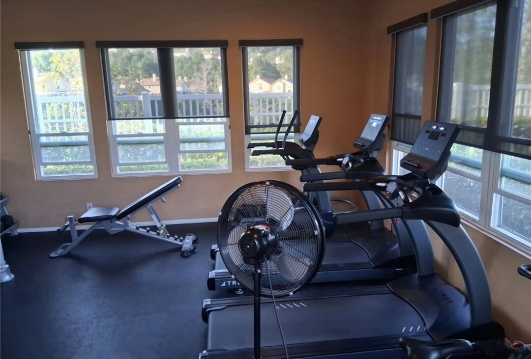 Exercise room - 1186 S Country Glen Way
