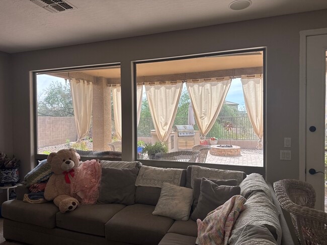 Building Photo - Modern Shared Home with Private Rooms & Full Amenities