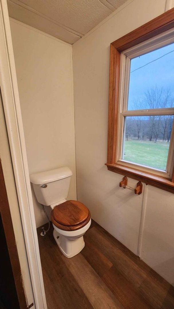 Building Photo - 3+ Bed Home Available with Garage