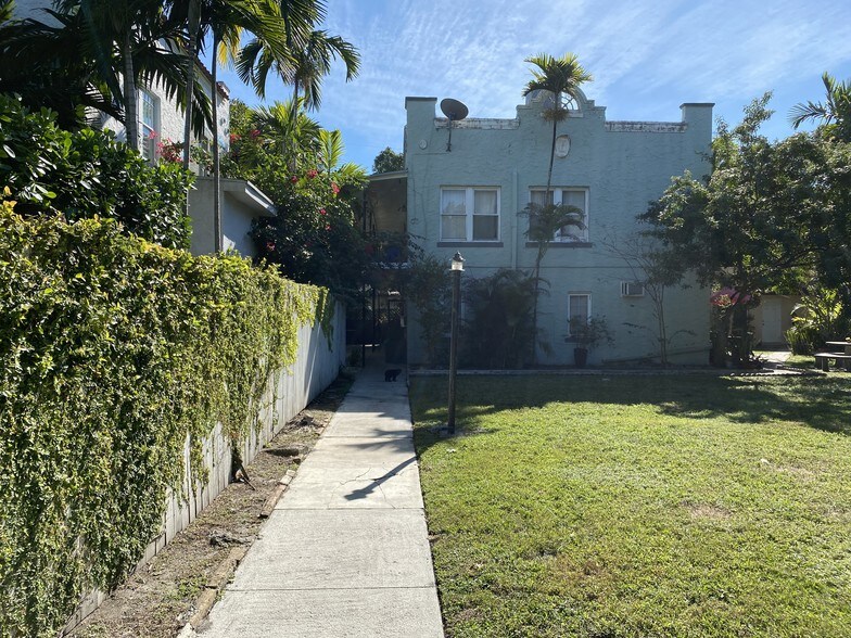 Building Photo - 1624 SW 10th St