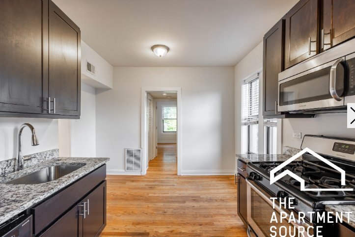 Building Photo - 4036 N Ashland Ave