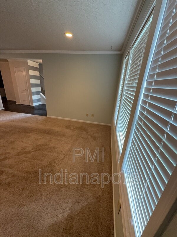 Building Photo - 12120 E 141st St