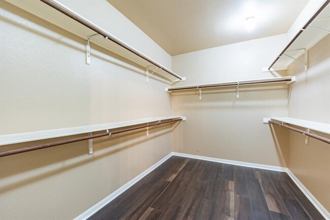 Building Photo - 730 Nelson Ranch Rd