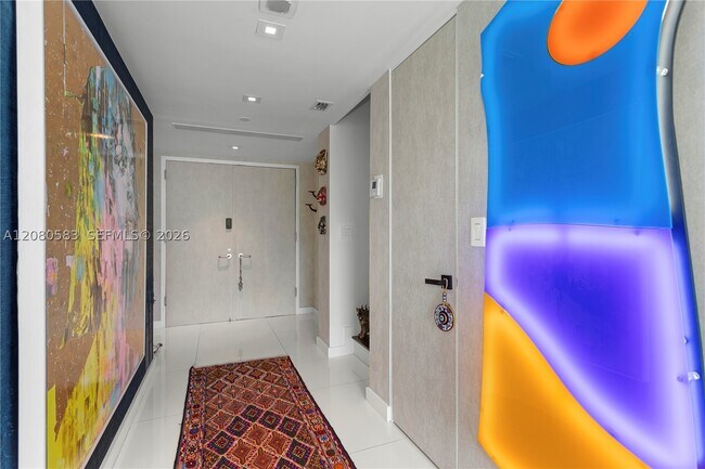 Building Photo - 2127 Brickell Ave