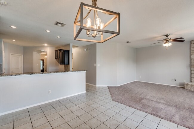 Building Photo - 1012 Lake Meadow Ln