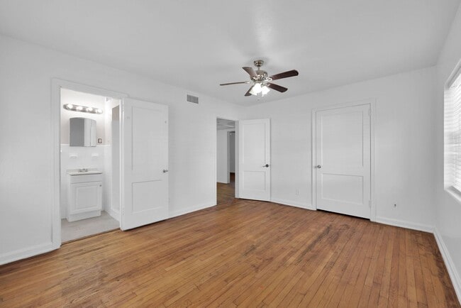 Building Photo - Stunning 3-Bedroom, 2-Bath Home in Desirable Mandarin Neighborhood!