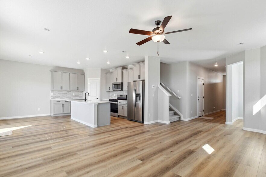 Building Photo - 9481 Yampa St