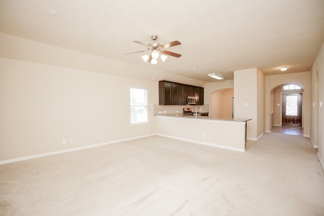 Building Photo - 26519 Grey Sparrow Dr