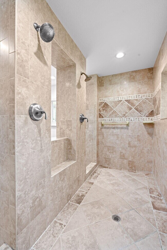 Building Photo - 7447 NW 82nd Terrace