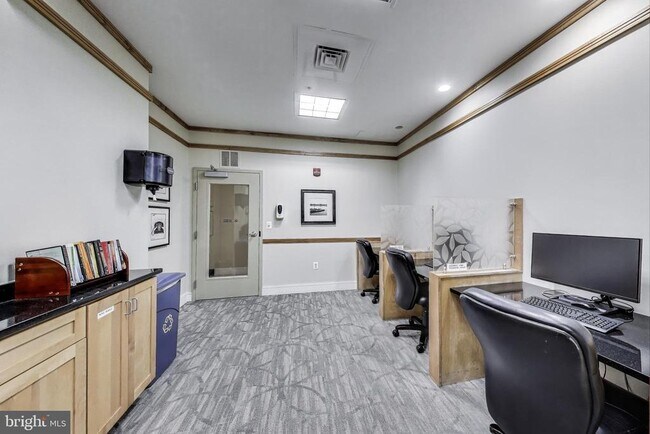 Building Photo - 4480 Market Commons Dr