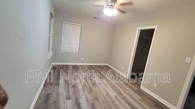 Building Photo - 214 Farmington Dr
