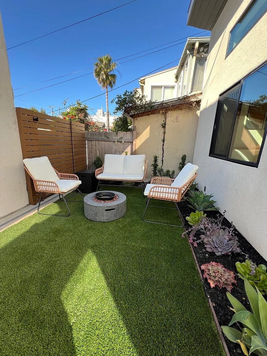 Building Photo - 233 Ashland Ave