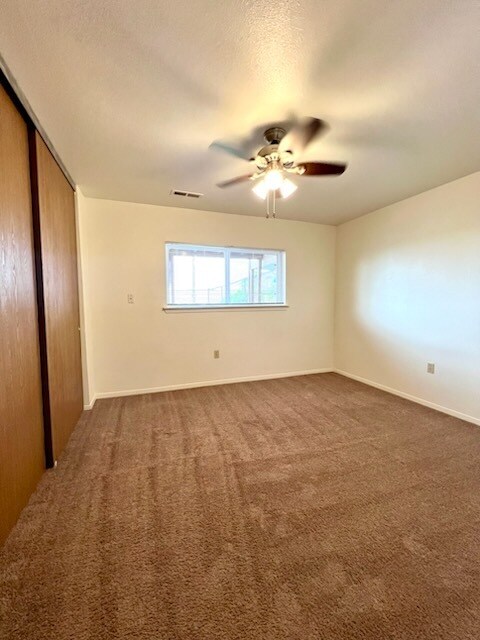 Building Photo - 353 Mickelson Ct