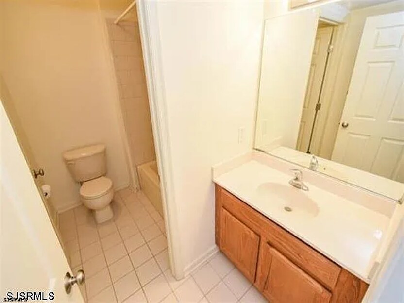 Building Photo - 36 Chelsea Ct