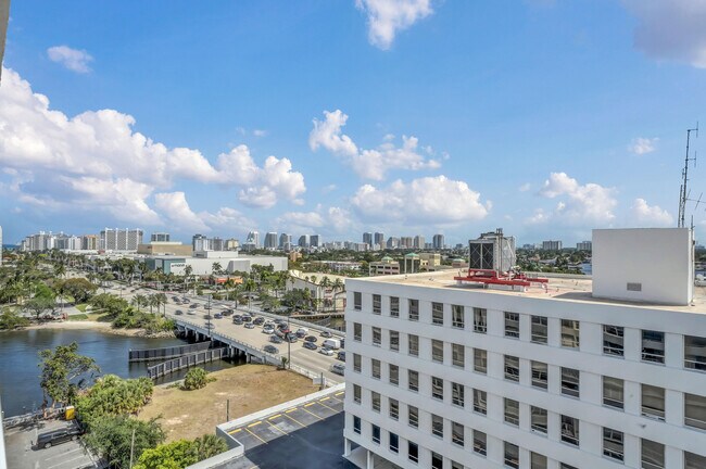 Building Photo - 1160 N Federal Hwy
