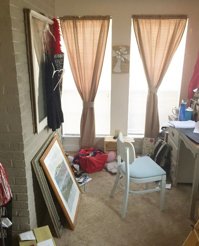 Building Photo - 1618 1st Ave