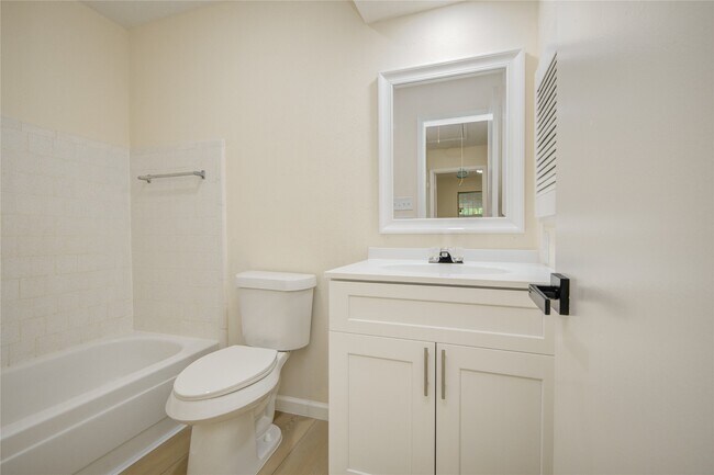 Building Photo - 12803 High Star Dr