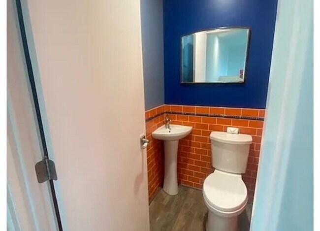 Building Photo - Beautiful Remodeled Home in Cayucos