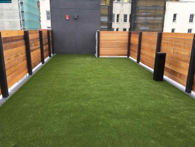 Building Photo - NEW CONSTRUCTION Funky 600sf 1BR/1BA Mid-Market AVAILABLE NOW