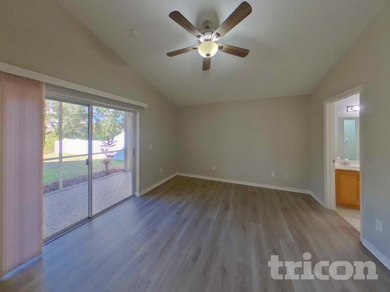 Building Photo - 6738 Waterton Dr