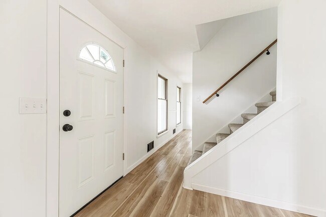 Building Photo - 99 Forest Meadow Trail