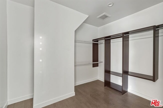 Building Photo - 5307 Wilkinson Ave