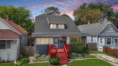 Building Photo - 5526 Claude Ave