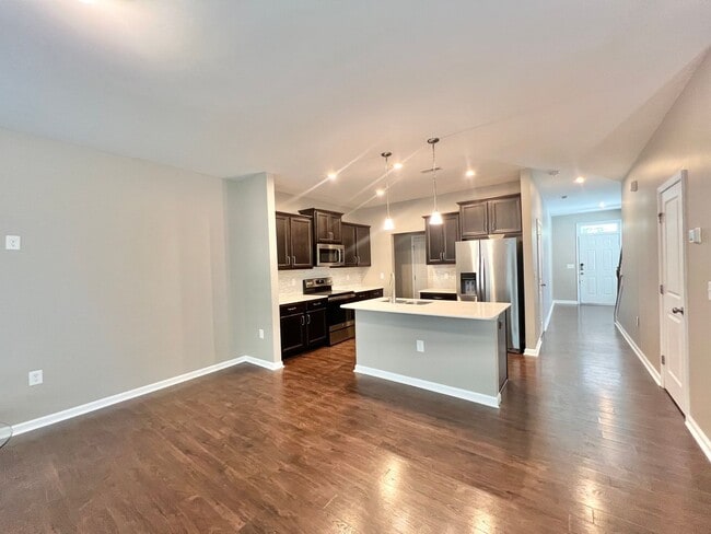 Building Photo - **OFFERING WAIVED APPLICATION FEES & $150 MOVE IN PROMOTION** Newly Remodeled 3BD, 2.5BA Raleigh ...