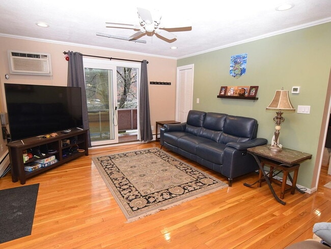 Building Photo - 63 Lionel Ave