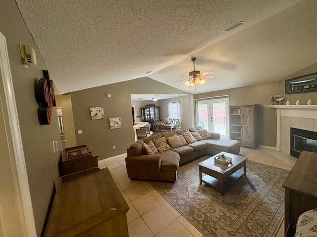 Building Photo - 1308 Jeffrine Dr