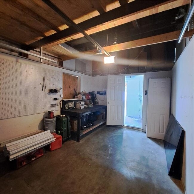 Building Photo - 2851 28th Ave N