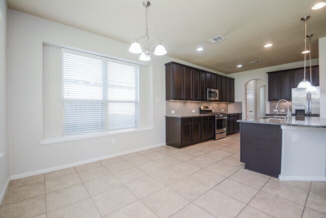 Building Photo - 7418 Wilson Reach Ln