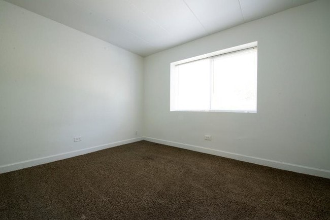 Building Photo - Broadview Apartments