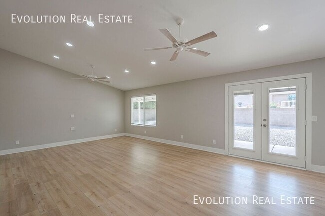 Building Photo - 6443 E Sandra Terrace