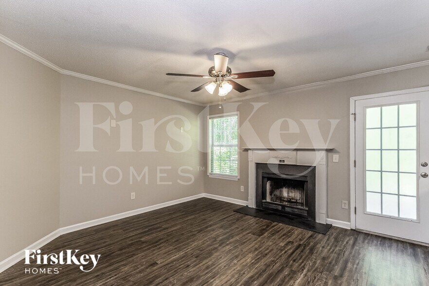 Building Photo - 423 Aberdeen Cir