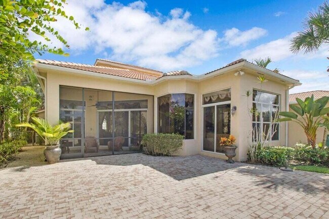 Building Photo - 207 Andalusia Dr
