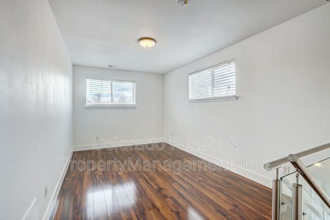 Building Photo - 2581 S Hazel Ct